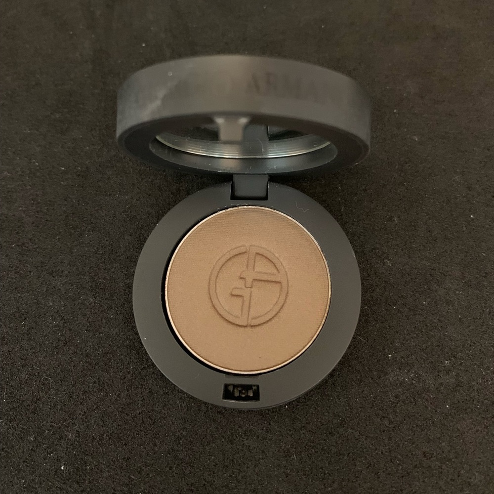 ARMANI eyeshadow single #6 NWT